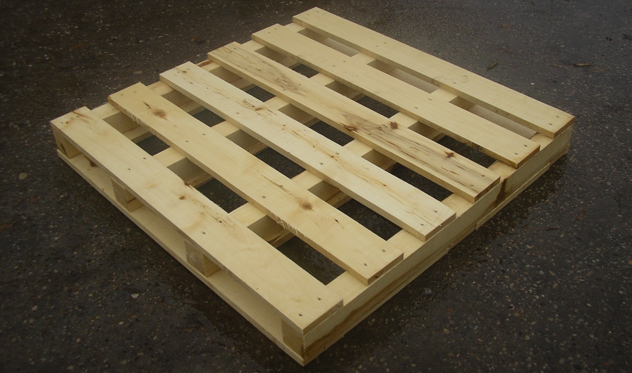 Dideli nestandartiniai tvirti mediniai padeklai sunkiems kroviniams 1200x1200