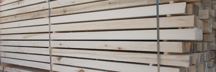 Perkame mediniai bruselius, taselius 78x78x2400-3000 mm