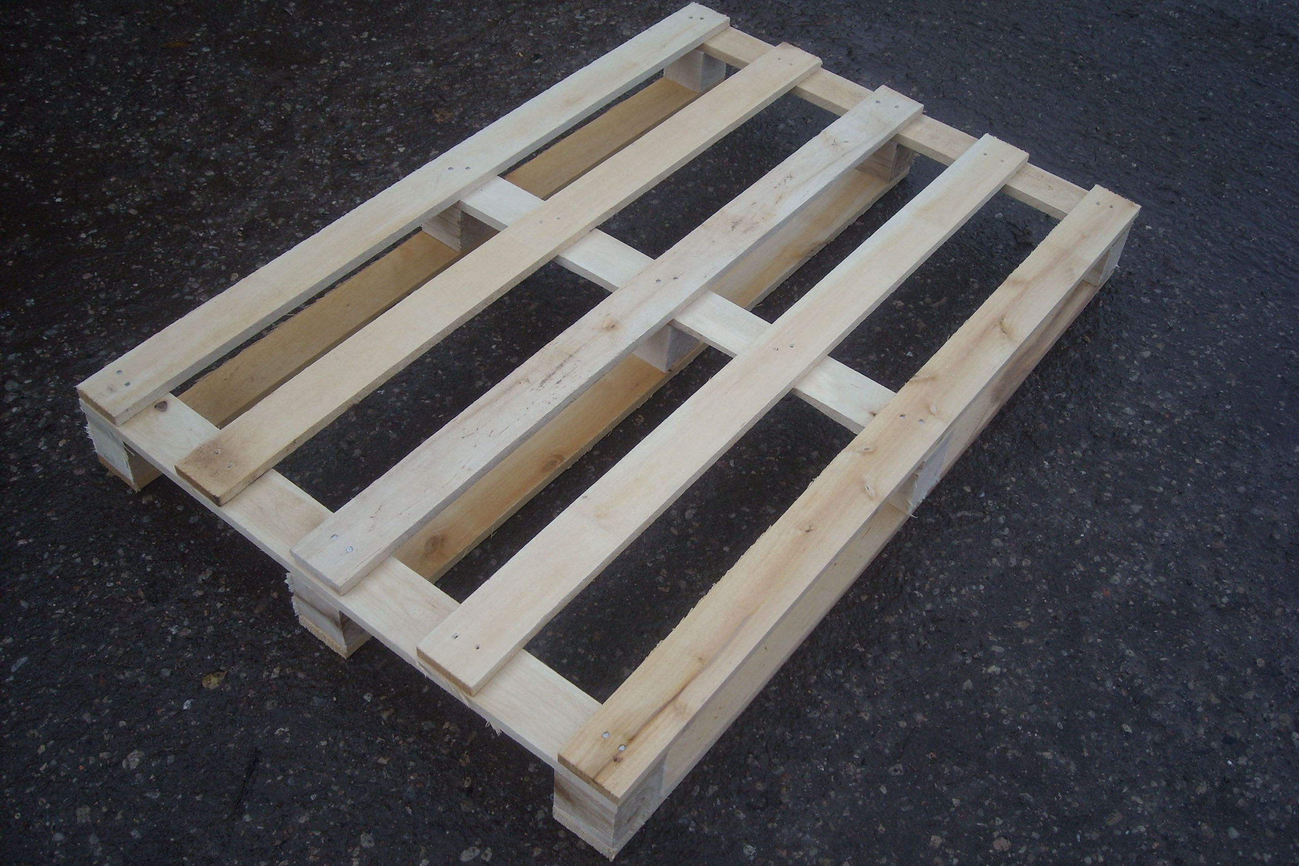 Mediniai vienakrtiniai padeklai 1200x800 mm 5 dangcio lentu, nauji 